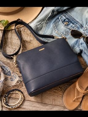 **Navy Crossbody Shoulder Bag - Women's Everyday Purse 11.5 ×8 Like New